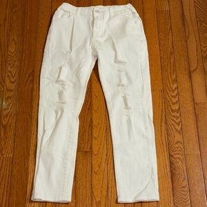 Trendy White Ripped Jeans